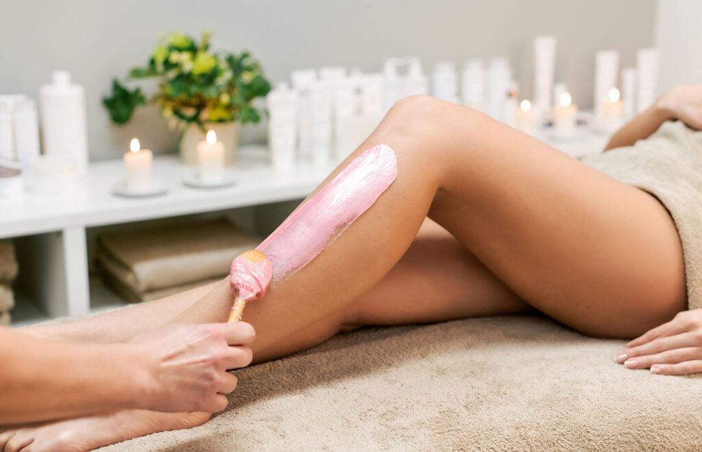 Epilation jambe à la cire